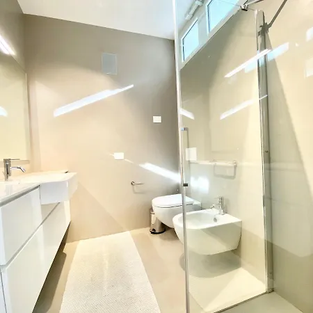 Poseidon * Porto Valtravaglia