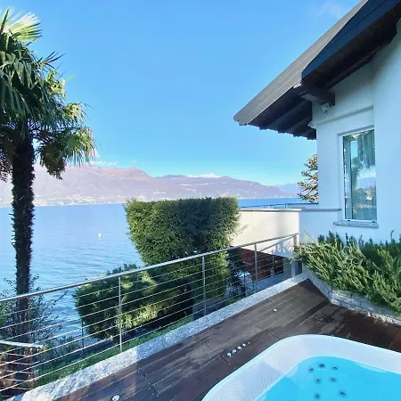 Poseidon Vakantiehuis Porto Valtravaglia