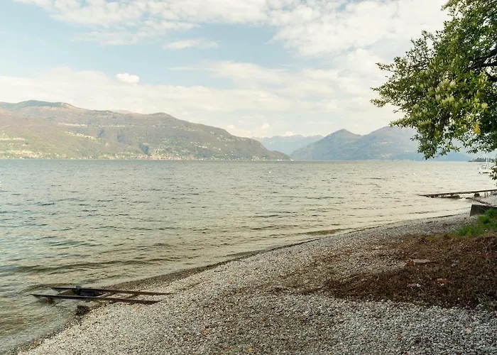 Poseidon * Porto Valtravaglia