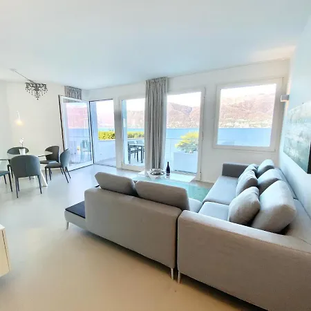 Poseidon Holiday home Porto Valtravaglia